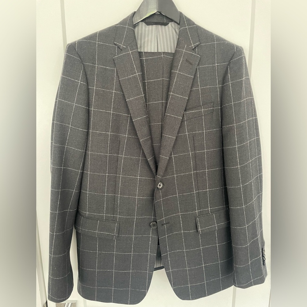 Banana Republic Suit 42R